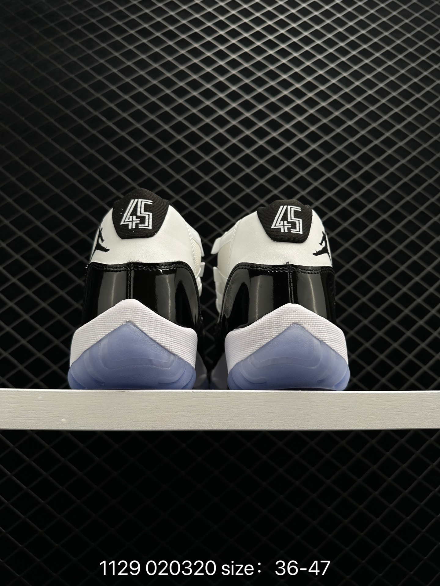 Nike Wmns Air Jordan 11 Retro AJ11